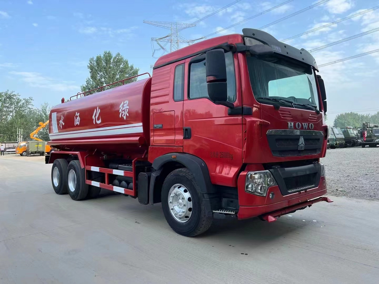 SINOTRUK HOWO sprinkler - 유조트럭 : 사진 4 SINOTRUK HOWO sprinkler - 유조트럭 : 사진 4