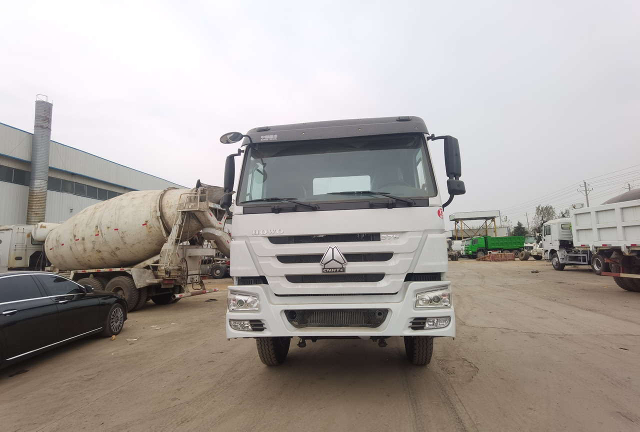 SINOTRUK HOWO trailer head - 트랙터 유닛 : 사진 5 SINOTRUK HOWO trailer head - 트랙터 유닛 : 사진 5