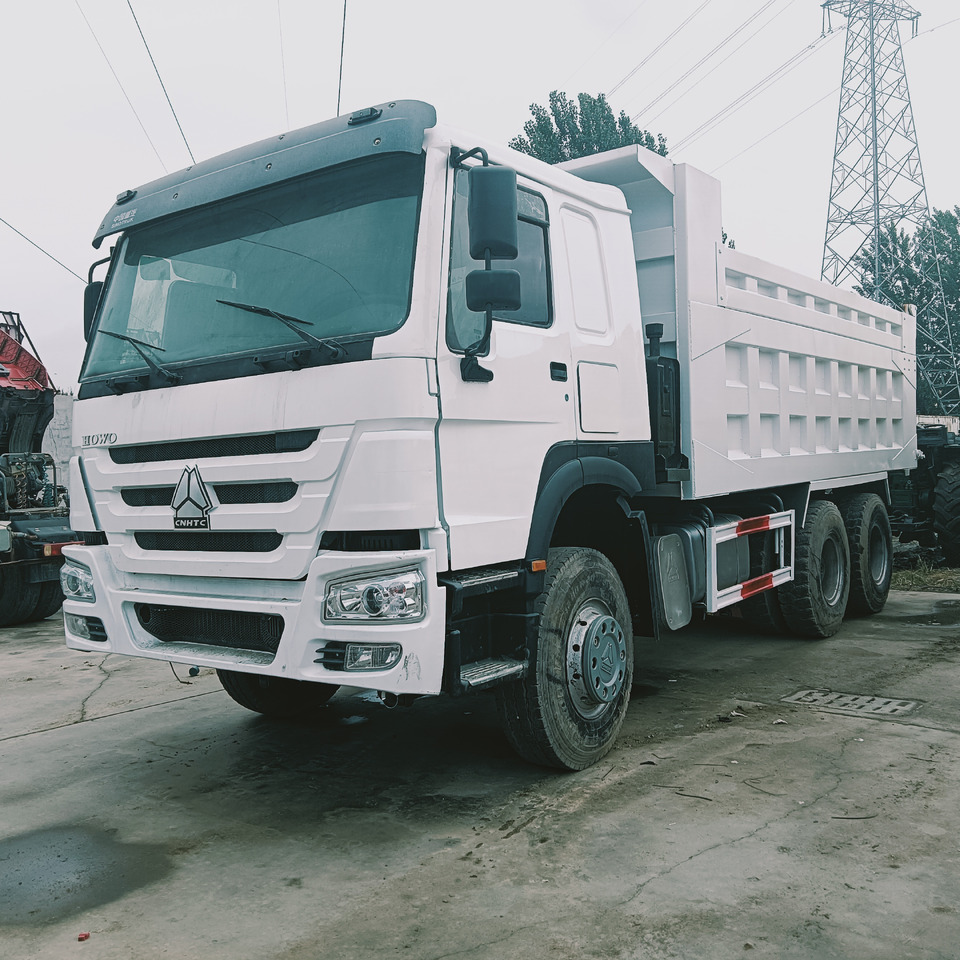 SINOTRUK HOWO - 덤프트럭 : 사진 1 SINOTRUK HOWO - 덤프트럭 : 사진 1