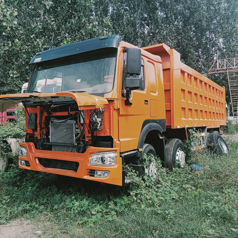 SINOTRUK HOWO - 덤프트럭 : 사진 1 SINOTRUK HOWO - 덤프트럭 : 사진 1