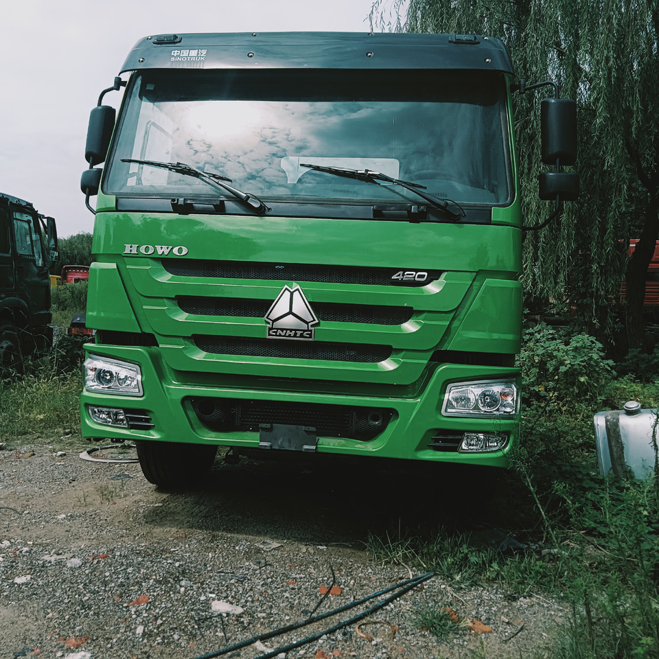 SINOTRUK HOWO - 트랙터 유닛 : 사진 3 SINOTRUK HOWO - 트랙터 유닛 : 사진 3