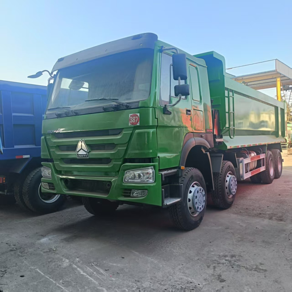 SINOTRUK HOWO - 박스 트럭 : 사진 1 SINOTRUK HOWO - 박스 트럭 : 사진 1