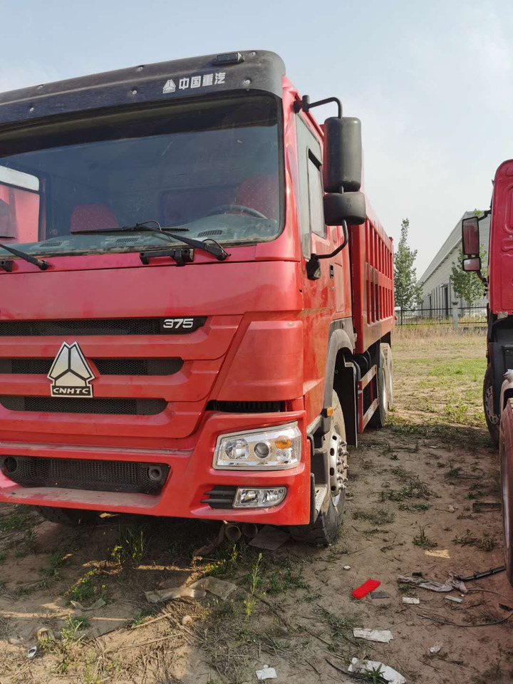 SINOTRUK HOWO - 덤프트럭 : 사진 4 SINOTRUK HOWO - 덤프트럭 : 사진 4