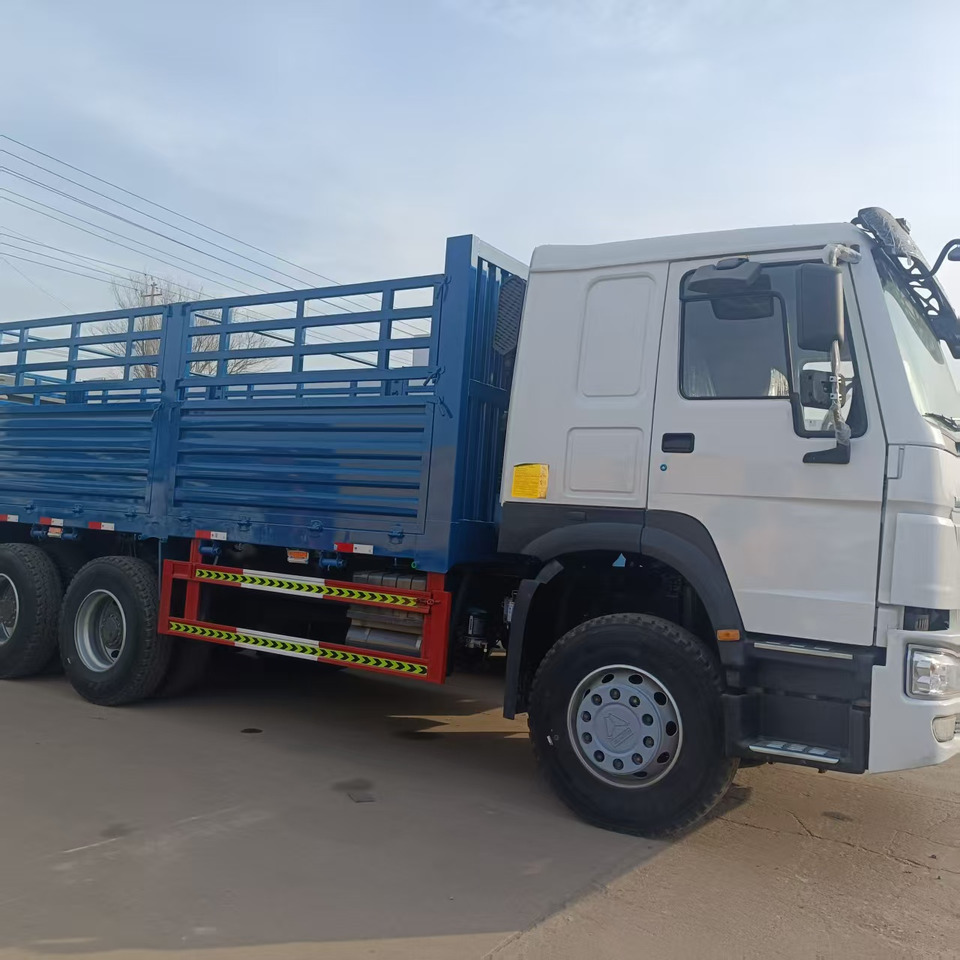 SINOTRUK HOWO - 트럭 : 사진 4 SINOTRUK HOWO - 트럭 : 사진 4
