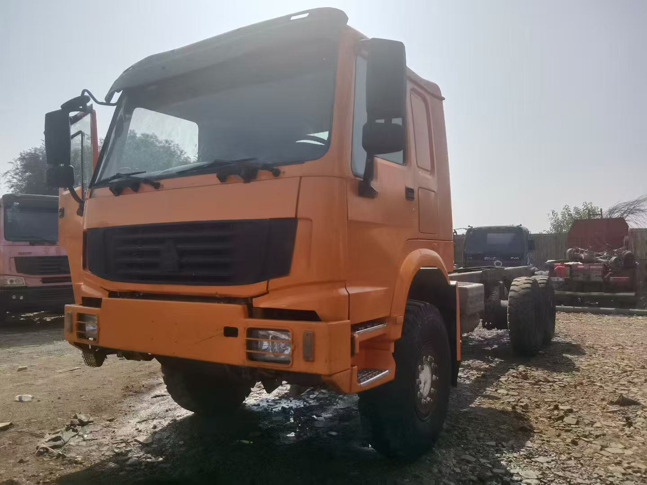 SINOTRUK HOWO - 트랙터 유닛 : 사진 2 SINOTRUK HOWO - 트랙터 유닛 : 사진 2