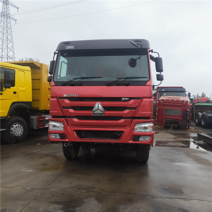 SINOTRUK HOWO - 덤프트럭 : 사진 1 SINOTRUK HOWO - 덤프트럭 : 사진 1