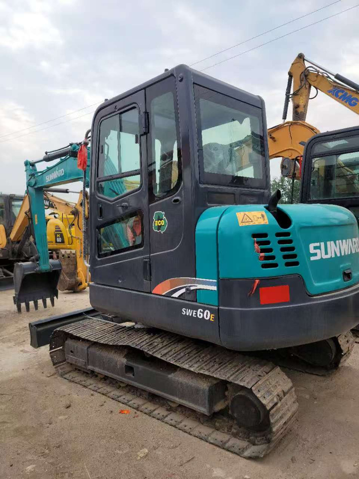 SUNWARD SWE60E - 크롤러 굴삭기 : 사진 1 SUNWARD SWE60E - 크롤러 굴삭기 : 사진 1