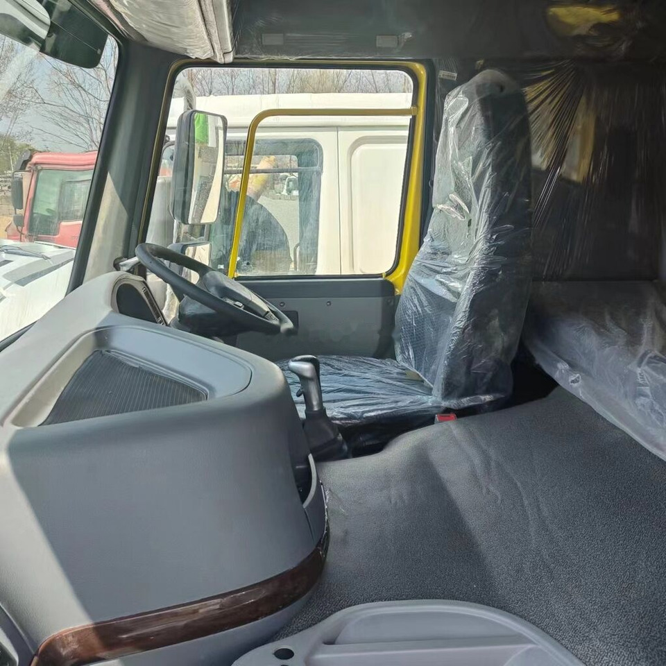 Sinotruk Howo 6*4 Right hand drive - 덤프트럭 : 사진 4 Sinotruk Howo 6*4 Right hand drive - 덤프트럭 : 사진 4