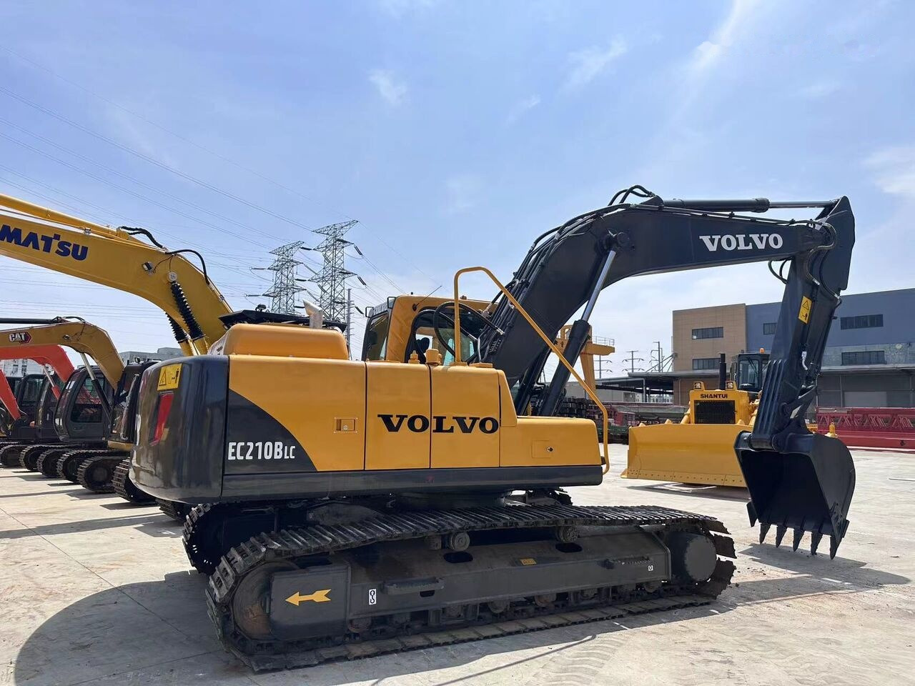 Volvo EC210BLC - 크롤러 굴삭기 : 사진 5 Volvo EC210BLC - 크롤러 굴삭기 : 사진 5