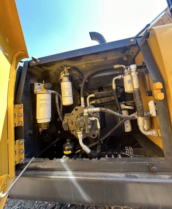 Volvo EC240 - 크롤러 굴삭기 : 사진 5 Volvo EC240 - 크롤러 굴삭기 : 사진 5