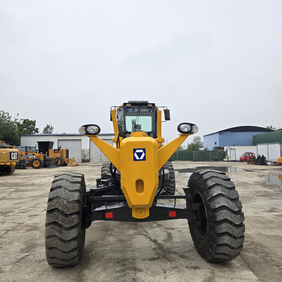XCMG GR2153 - 그레이더 : 사진 1 XCMG GR2153 - 그레이더 : 사진 1