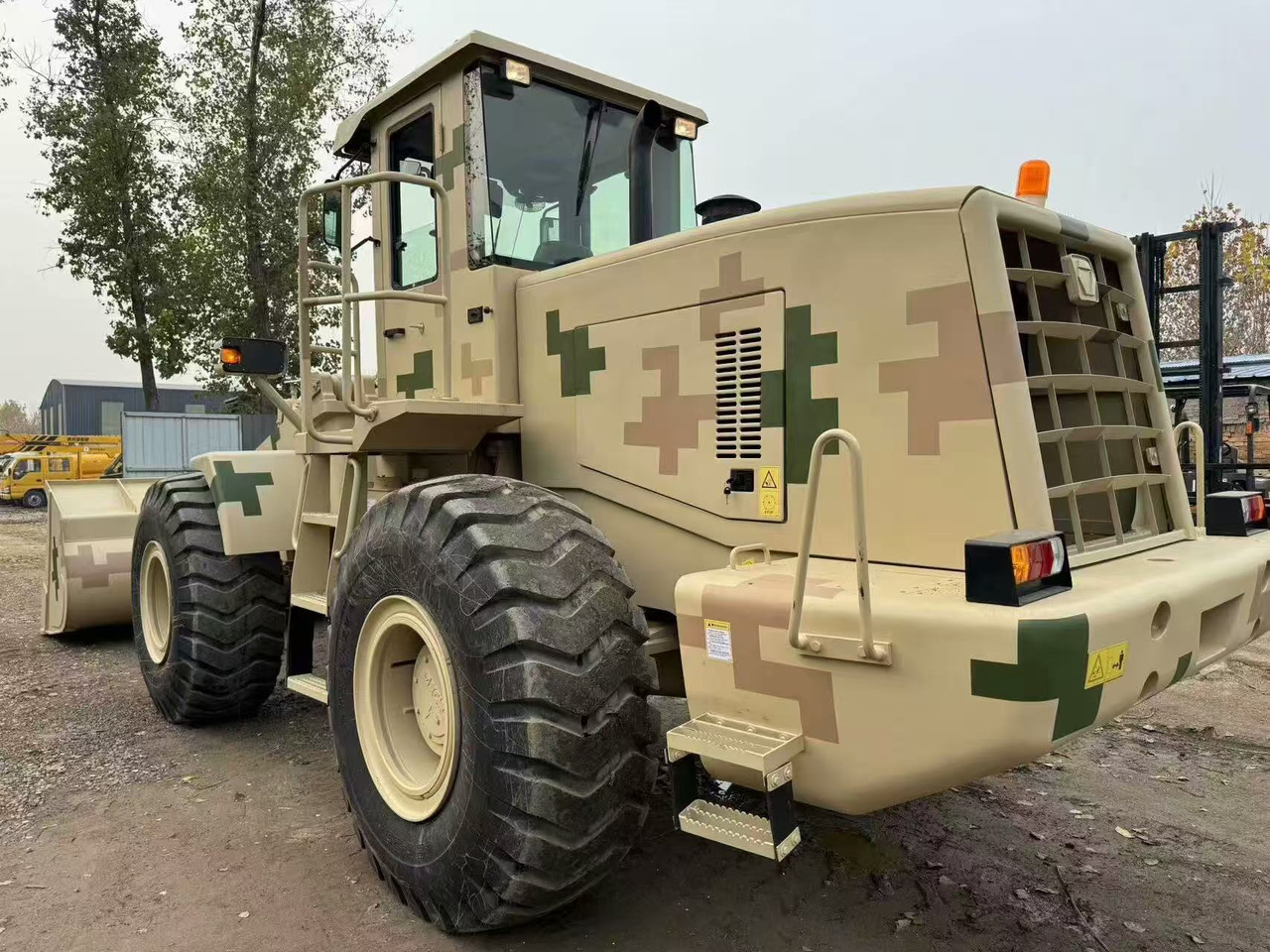 XCMG LW500KL - 휠 로더 : 사진 4 XCMG LW500KL - 휠 로더 : 사진 4