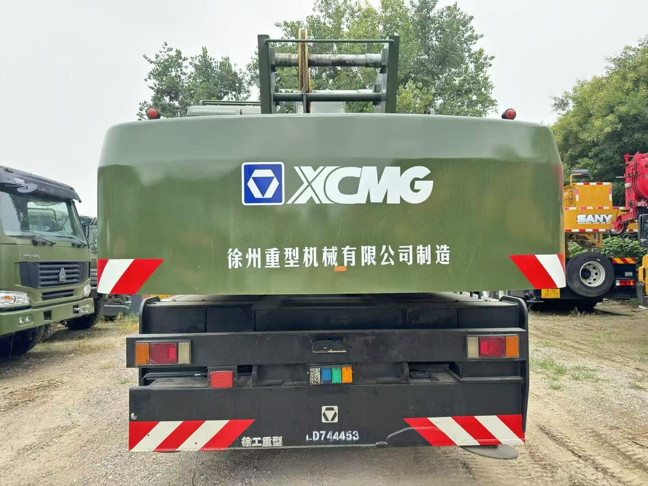 XCMG QY16KJ - 크레인 트럭 : 사진 3 XCMG QY16KJ - 크레인 트럭 : 사진 3