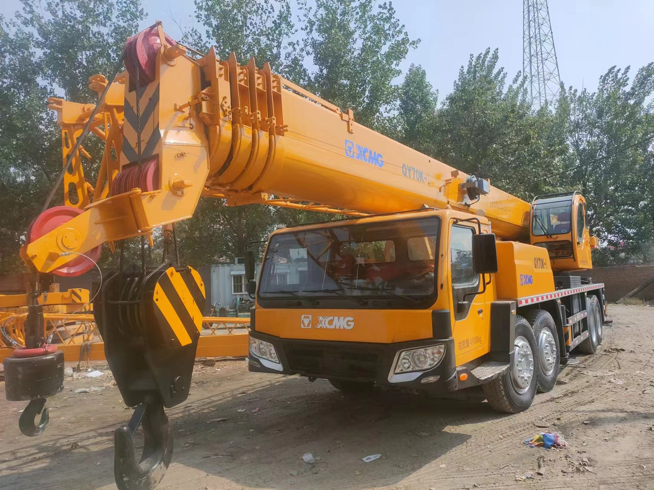 XCMG QY70K - 모바일 크레인 : 사진 1 XCMG QY70K - 모바일 크레인 : 사진 1