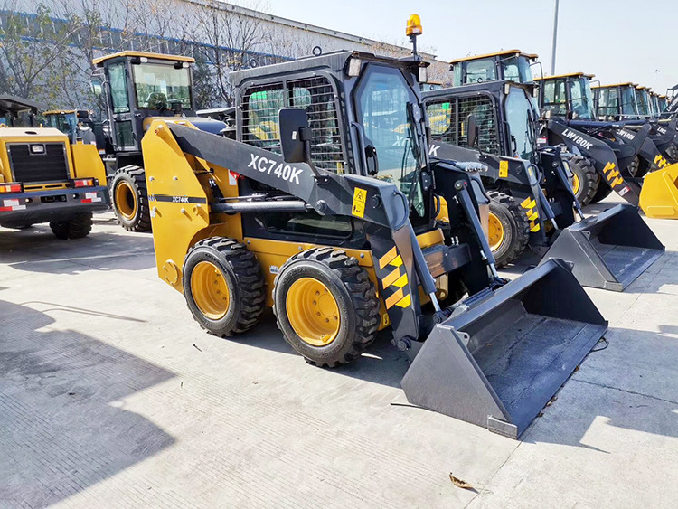 XCMG XC740K - 스키드 스티어 로더 : 사진 2 XCMG XC740K - 스키드 스티어 로더 : 사진 2