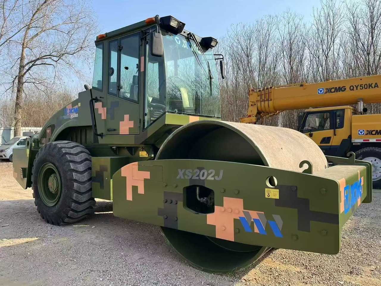 XCMG XS202J - 로드 롤러 : 사진 2 XCMG XS202J - 로드 롤러 : 사진 2