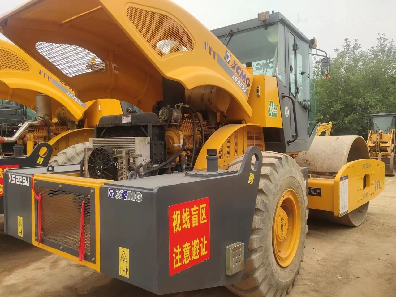 XCMG XS223J - 압축기 : 사진 1 XCMG XS223J - 압축기 : 사진 1