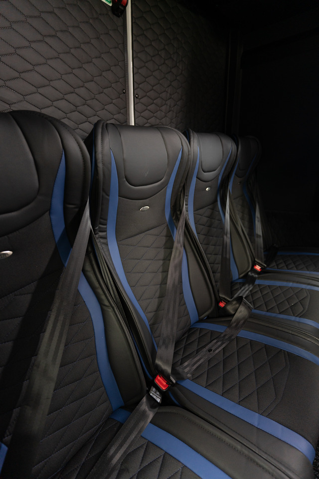 Mercedes-Benz Sprinter - 소형 버스, 승합차 : 사진 4 Mercedes-Benz Sprinter - 소형 버스, 승합차 : 사진 4