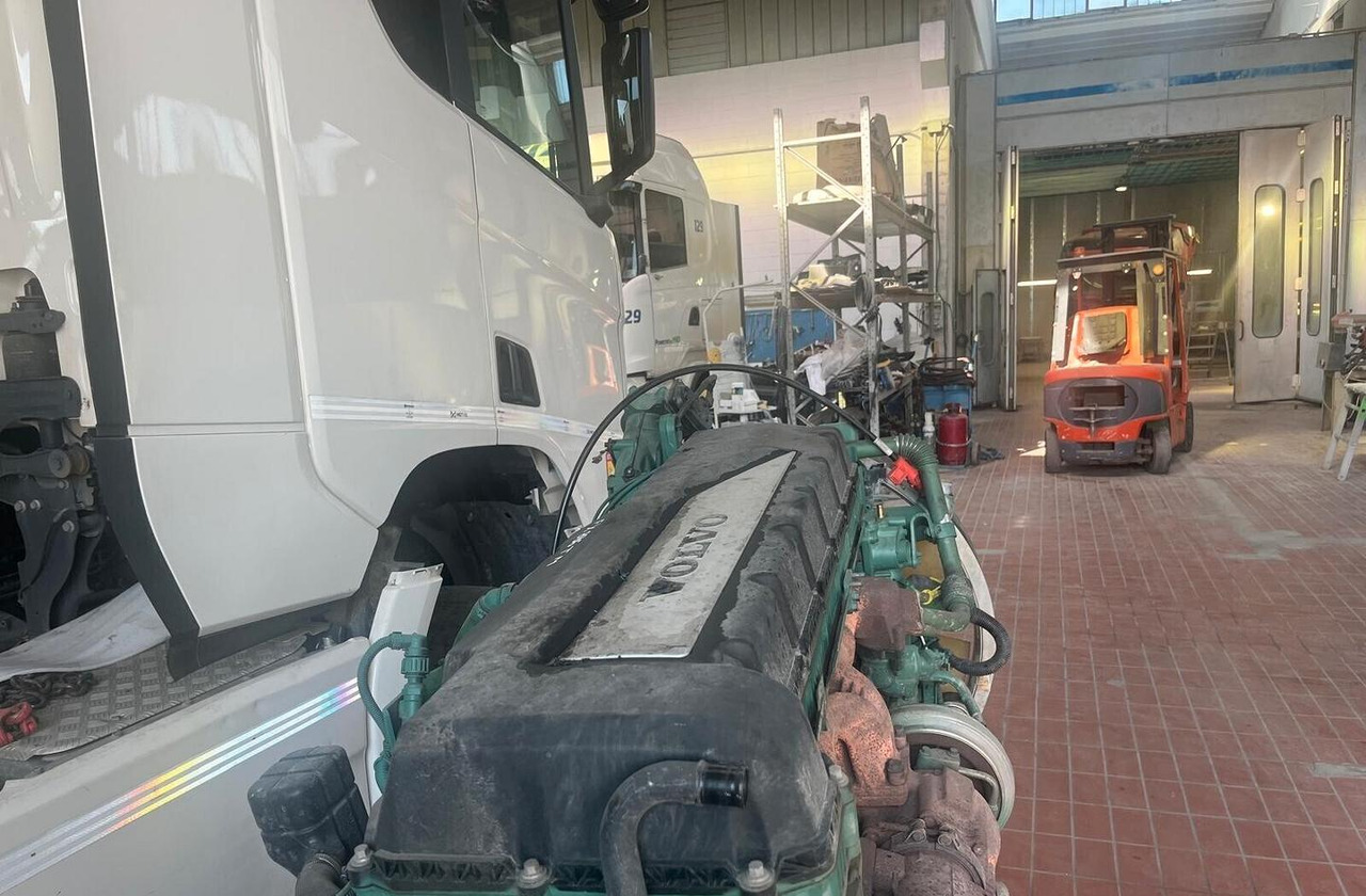 Motore Volvo FH 460 D13K 2019 - 엔진 트럭 용 : 사진 4 Motore Volvo FH 460 D13K 2019 - 엔진 트럭 용 : 사진 4