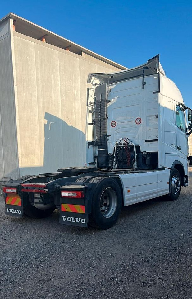 Volvo FH 460 Euro 6 Globetrotter 2018 - 트랙터 유닛 : 사진 4 Volvo FH 460 Euro 6 Globetrotter 2018 - 트랙터 유닛 : 사진 4