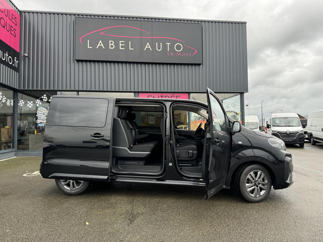 CITROEN jumpy M 2.0 BLUEHDI 180 S S EAT8 DOUBLE CABINE 5 PLACES - 패널 밴 : 사진 2 CITROEN jumpy M 2.0 BLUEHDI 180 S S EAT8 DOUBLE CABINE 5 PLACES - 패널 밴 : 사진 2