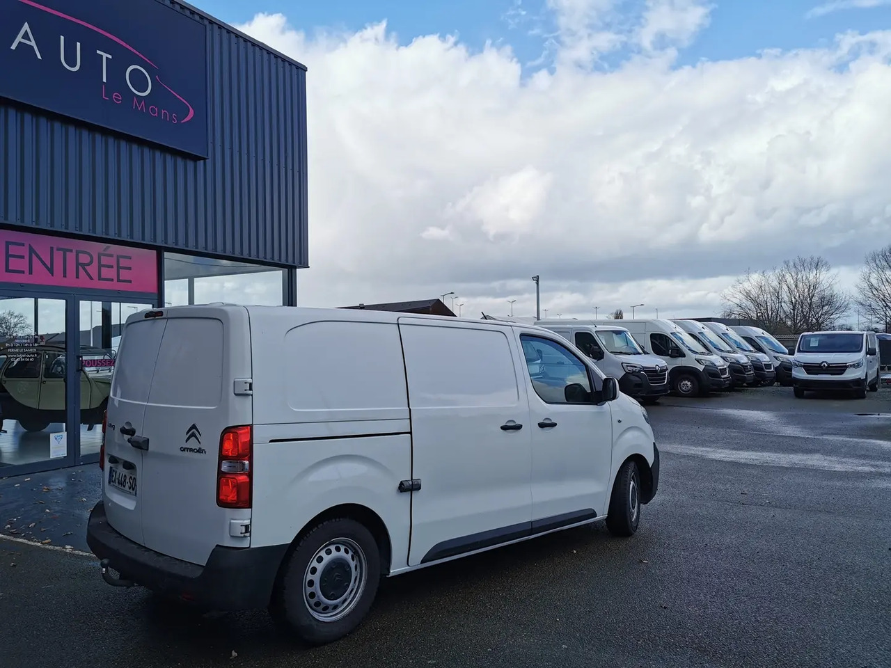 Citroen Jumpy M 1.5 BLUEHDI 120CH S&S DRIVER - 패널 밴 : 사진 3 Citroen Jumpy M 1.5 BLUEHDI 120CH S&S DRIVER - 패널 밴 : 사진 3