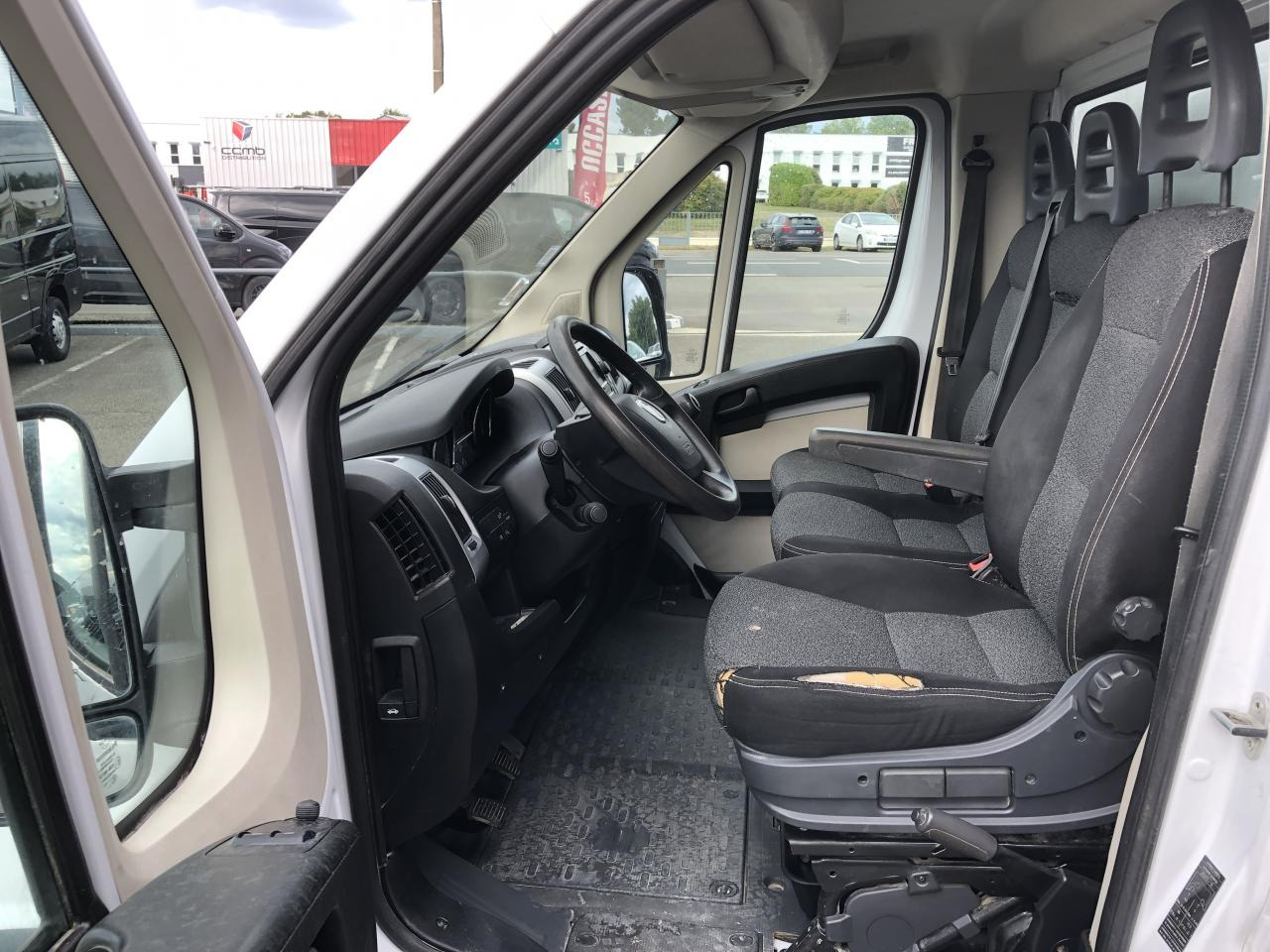 FIAT DUCATO 3T5 MAXI BENNE + COFFRE 2.3 JTD 130 CH PACK PRO NAV - 덤프 밴 : 사진 5 FIAT DUCATO 3T5 MAXI BENNE + COFFRE 2.3 JTD 130 CH PACK PRO NAV - 덤프 밴 : 사진 5