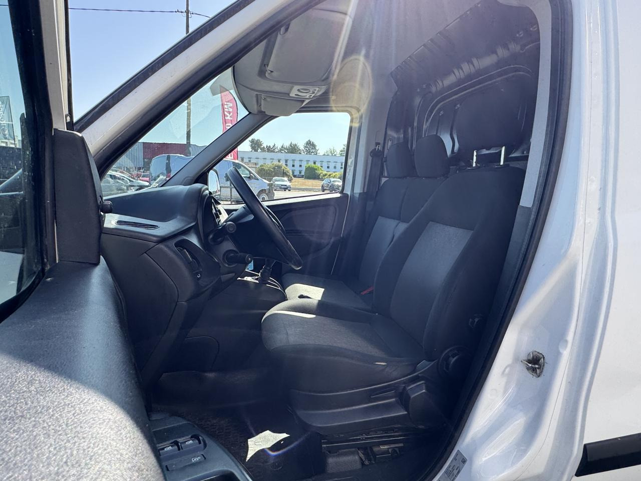 Fiat Doblo Cargo 1.3 MULTIJET 95CH PACK TRIO NAV E6D - 소형 밴 : 사진 5 Fiat Doblo Cargo 1.3 MULTIJET 95CH PACK TRIO NAV E6D - 소형 밴 : 사진 5