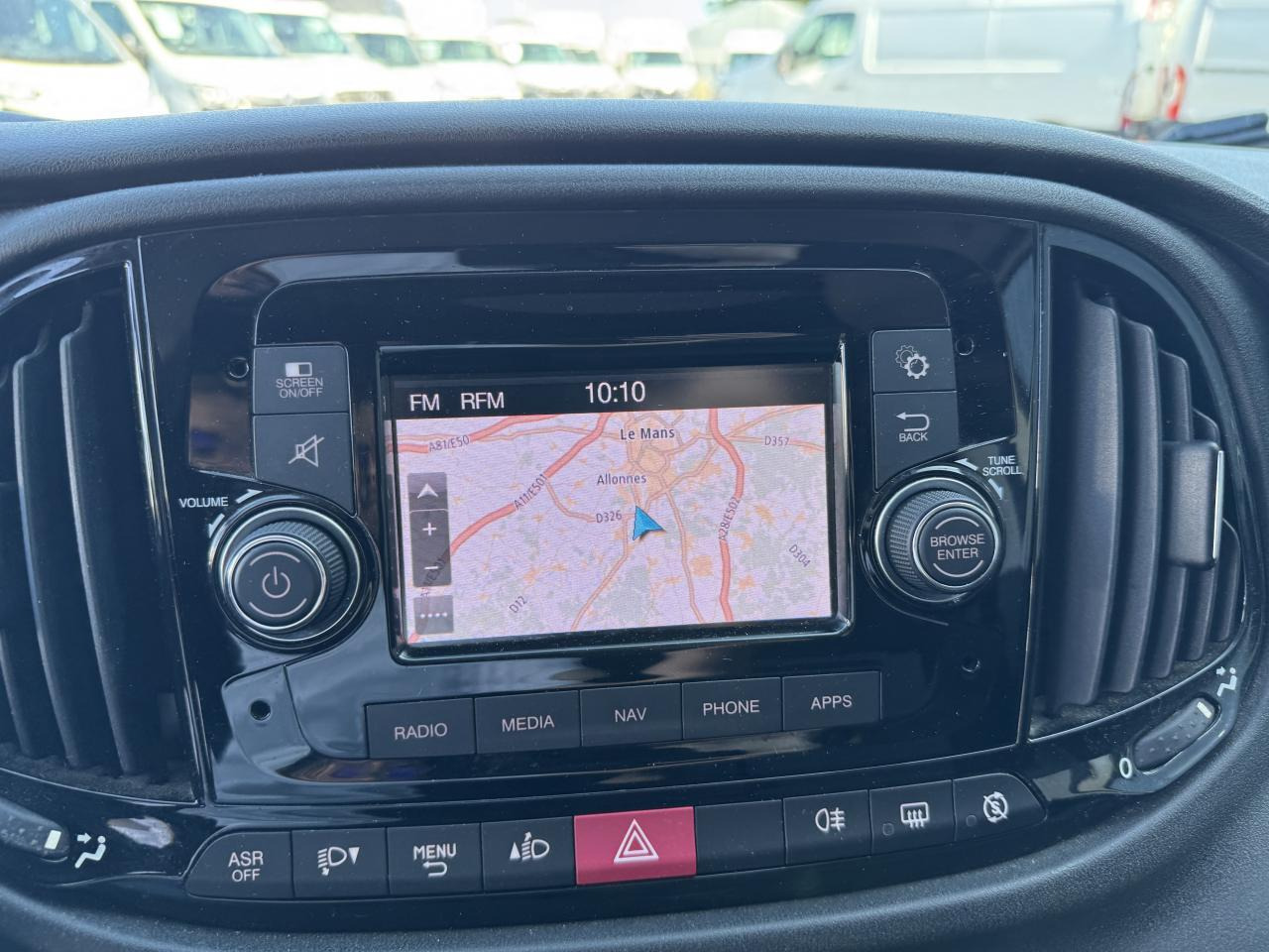 Fiat Doblo Cargo 1.3 MULTIJET 95CH PACK TRIO NAV E6D - 소형 밴 : 사진 4 Fiat Doblo Cargo 1.3 MULTIJET 95CH PACK TRIO NAV E6D - 소형 밴 : 사진 4