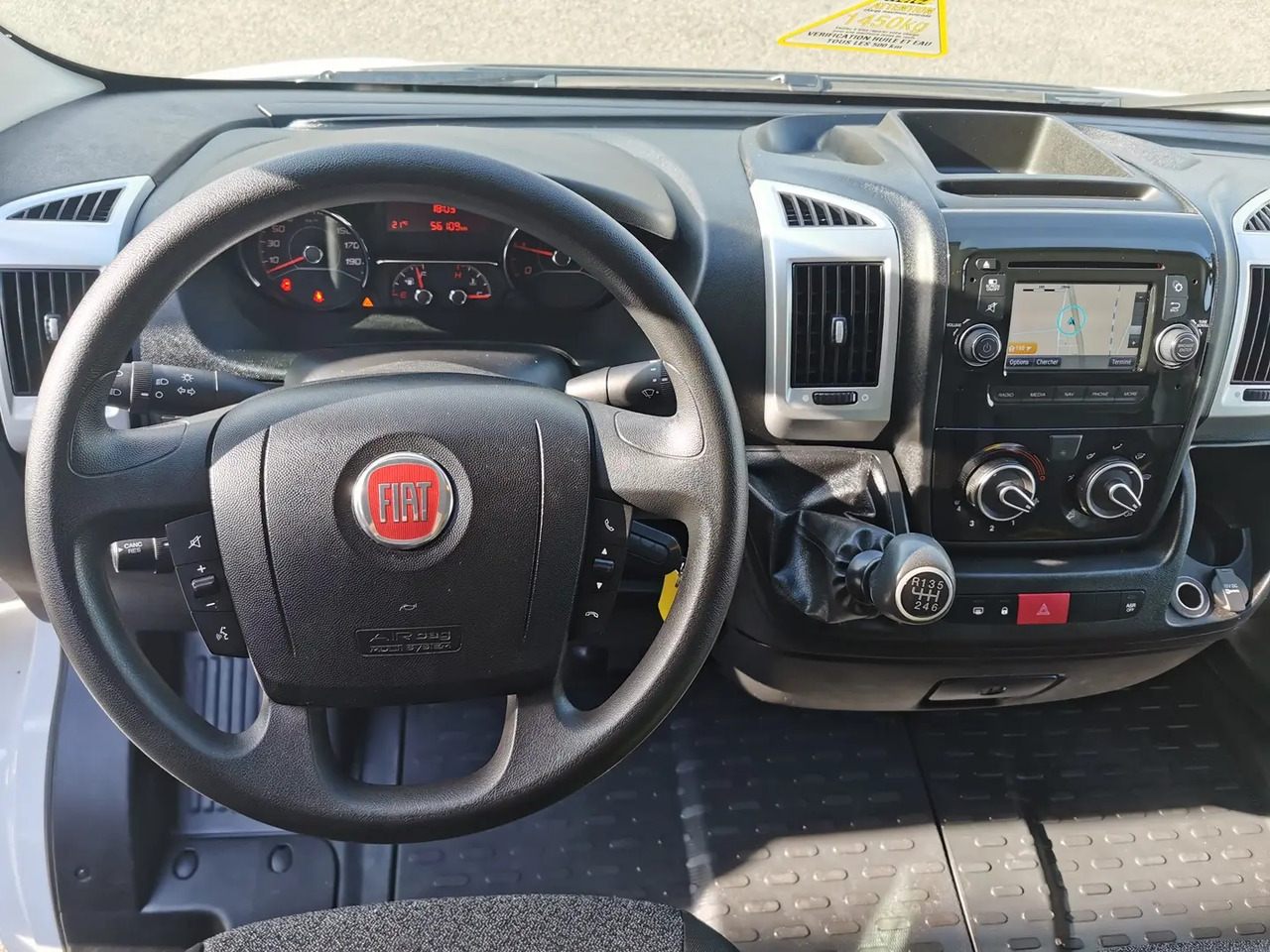 Fiat Ducato 3.3 MH2 2.3 MULTIJET 130CH PACK PRO NAV - 기타 기계 : 사진 4 Fiat Ducato 3.3 MH2 2.3 MULTIJET 130CH PACK PRO NAV - 기타 기계 : 사진 4