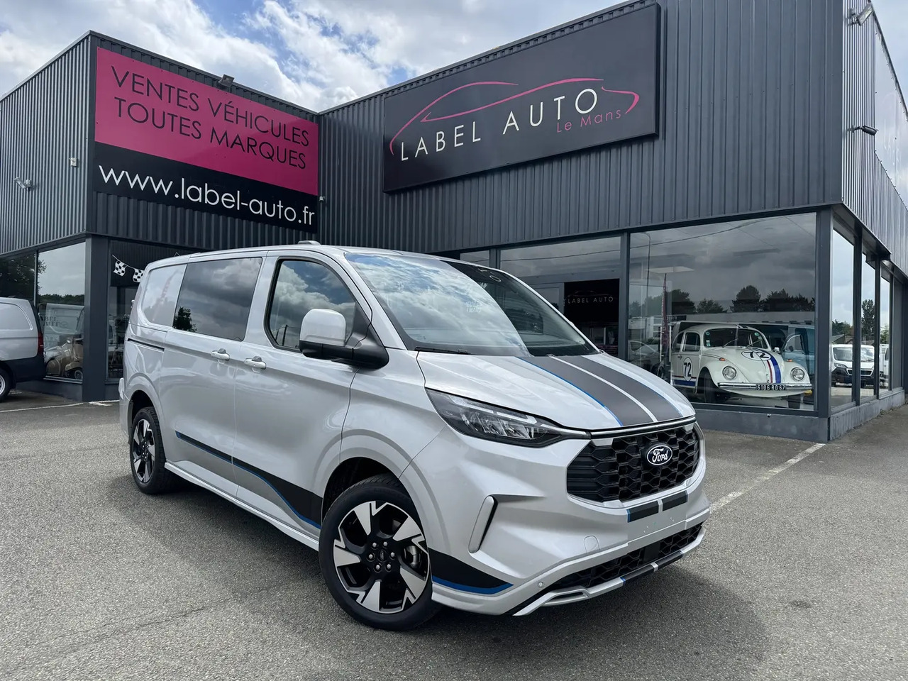 Ford Transit Custom 320 L1H1 2.0 ECOBLUE 170CH CABINE APPROFONDIE SPORT BVA8 - 콤비 밴 : 사진 2 Ford Transit Custom 320 L1H1 2.0 ECOBLUE 170CH CABINE APPROFONDIE SPORT BVA8 - 콤비 밴 : 사진 2