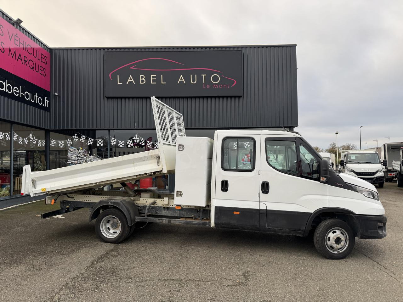 IVECO Daily 35 C 16 D S&S (Quad-Leaf) CHASSIS DOUBLE CABINE 2014 35C/35S CHASSIS CABINE DOUBLE Chassi - 덤프 밴, 콤비 밴 : 사진 1 IVECO Daily 35 C 16 D S&S (Quad-Leaf) CHASSIS DOUBLE CABINE 2014 35C/35S CHASSIS CABINE DOUBLE Chassi - 덤프 밴, 콤비 밴 : 사진 1