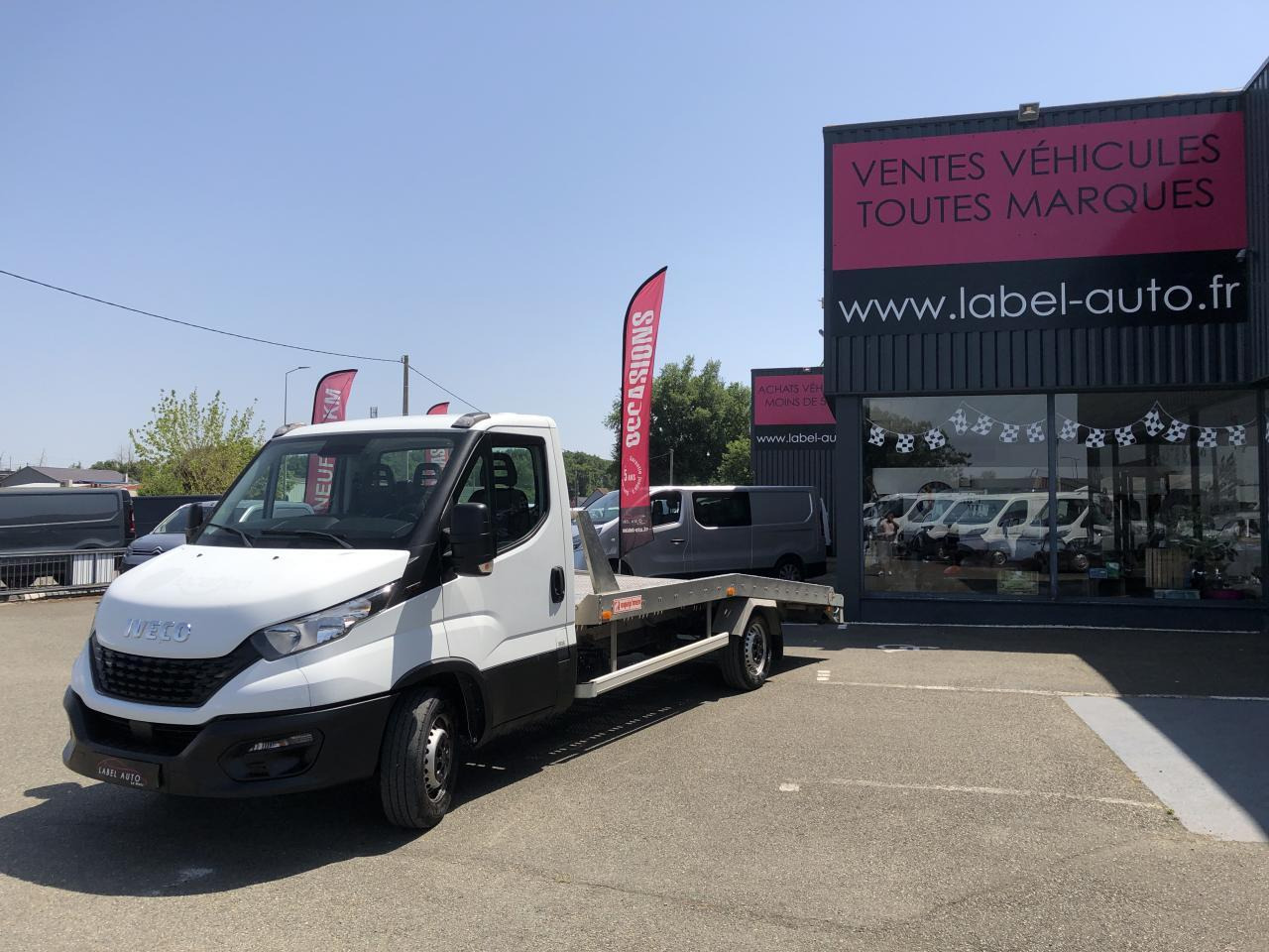Iveco Daily IVECO PORTE VOITURE DEPANNEUSE 35 S 16 3L0 160 CH EMPATTEMENT 4100 PLATEAU FIX ALU EQUIP M - 자동 운반 장치 트럭 : 사진 5 Iveco Daily IVECO PORTE VOITURE DEPANNEUSE 35 S 16 3L0 160 CH EMPATTEMENT 4100 PLATEAU FIX ALU EQUIP M - 자동 운반 장치 트럭 : 사진 5