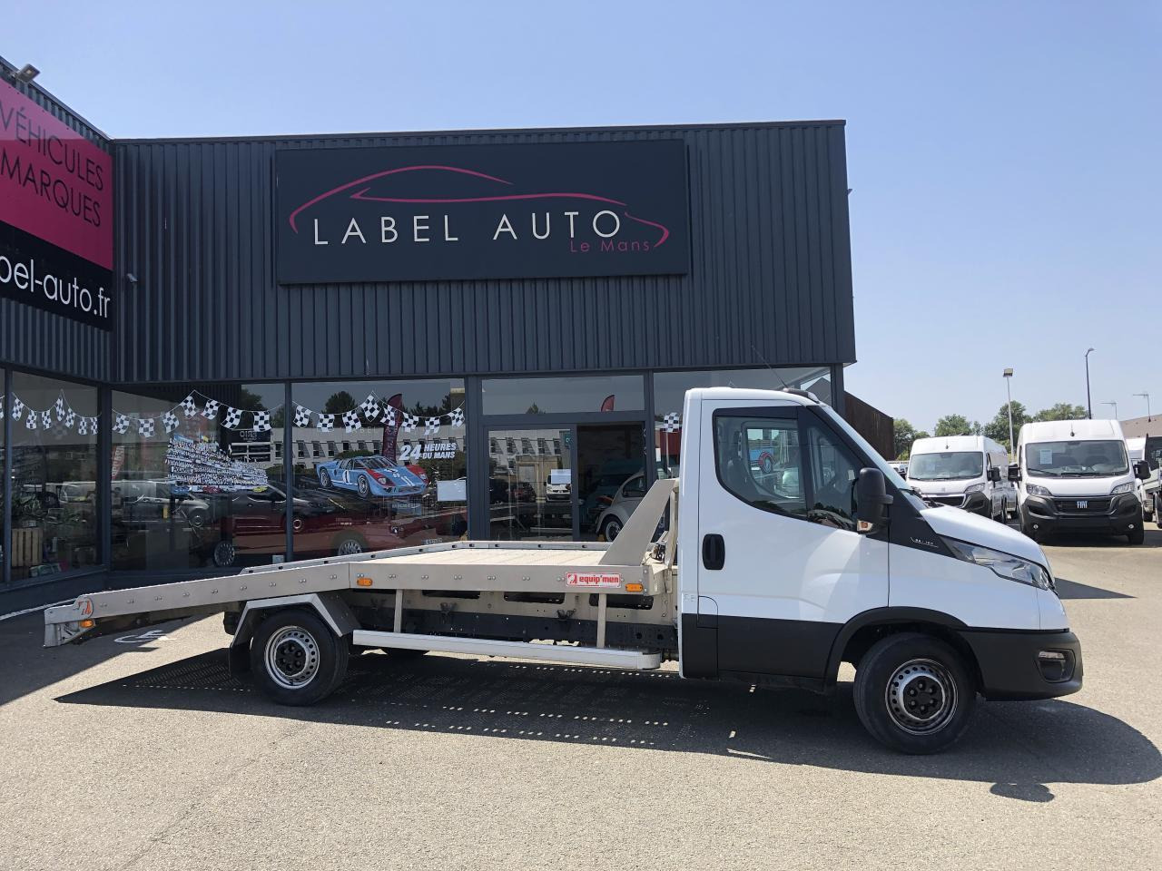Iveco Daily IVECO PORTE VOITURE DEPANNEUSE 35 S 16 3L0 160 CH EMPATTEMENT 4100 PLATEAU FIX ALU EQUIP M - 자동 운반 장치 트럭 : 사진 1 Iveco Daily IVECO PORTE VOITURE DEPANNEUSE 35 S 16 3L0 160 CH EMPATTEMENT 4100 PLATEAU FIX ALU EQUIP M - 자동 운반 장치 트럭 : 사진 1