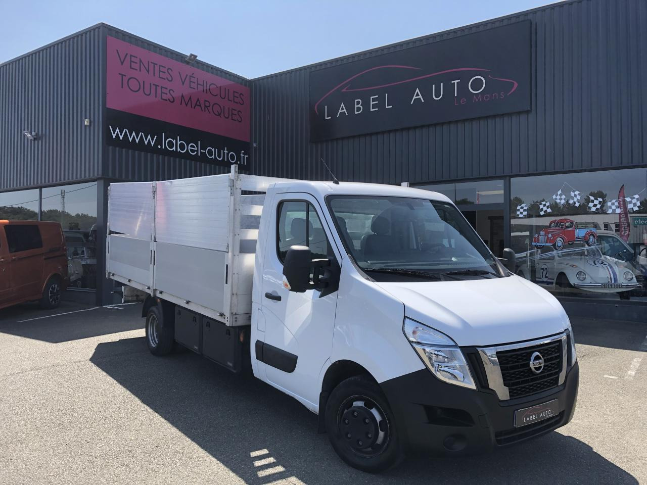 NISSAN INTERSTAR 3T5 2.3 DCI 165CH PLATEAU RIDELLES 4M50 - 플랫베드 밴 : 사진 2 NISSAN INTERSTAR 3T5 2.3 DCI 165CH PLATEAU RIDELLES 4M50 - 플랫베드 밴 : 사진 2