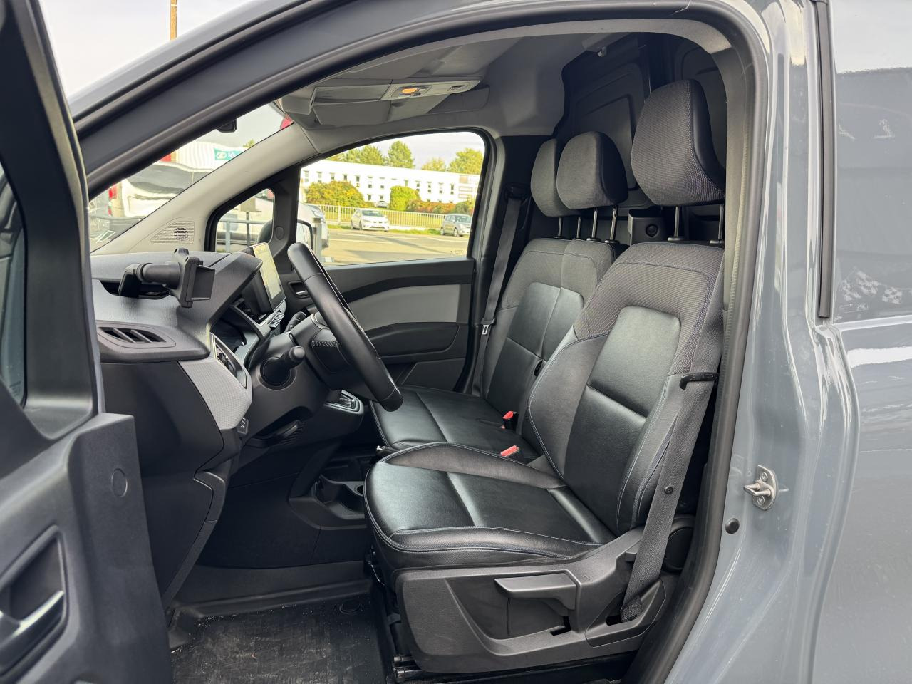 NISSAN Townstar L1 1.3 Tce - 130 FOURGON N-Connecta L1 - 패널 밴 : 사진 5 NISSAN Townstar L1 1.3 Tce - 130 FOURGON N-Connecta L1 - 패널 밴 : 사진 5