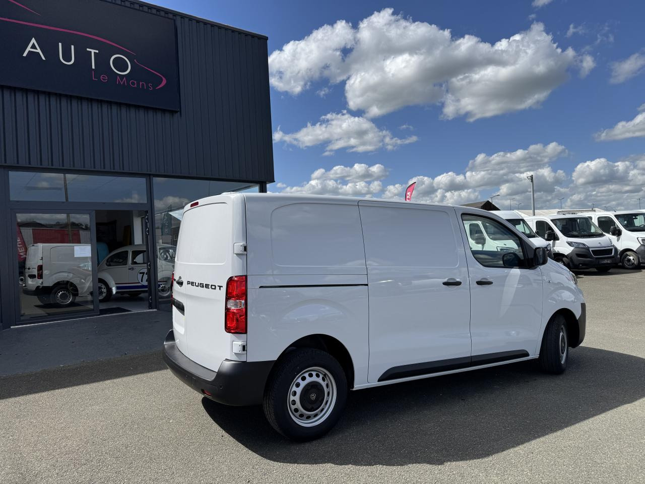 신규 패널 밴 PEUGEOT Expert M 2.0 BlueHDi - 145  III FOURGON Fourgon PHASE 2 : 사진 8