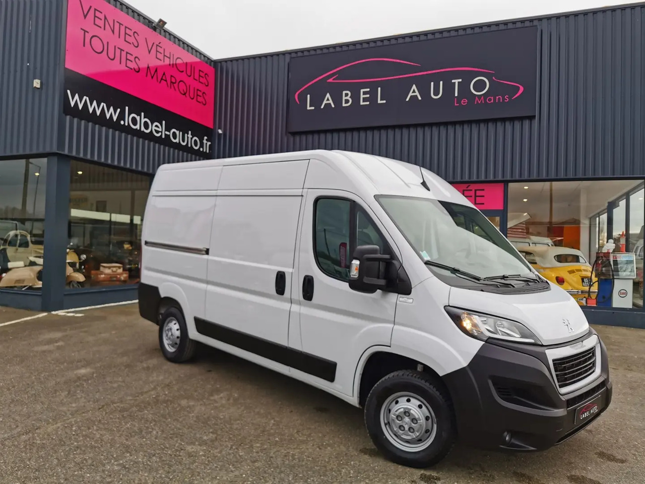 Peugeot Boxer 333 L2H2 2.2 BLUEHDI S&S 140CH ASPHALT - 기타 기계 : 사진 1 Peugeot Boxer 333 L2H2 2.2 BLUEHDI S&S 140CH ASPHALT - 기타 기계 : 사진 1