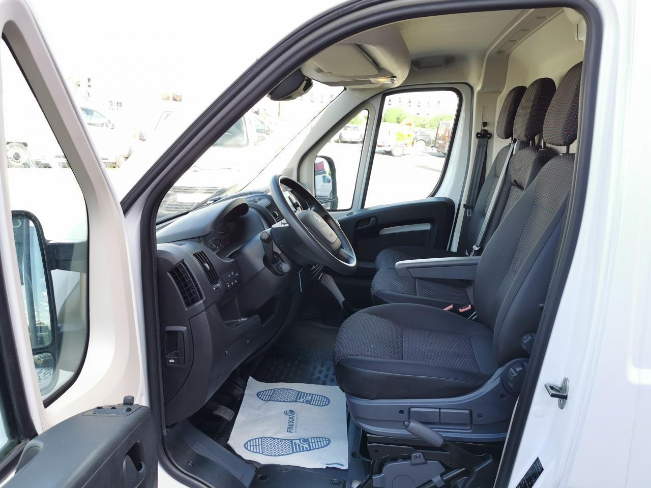 Peugeot Boxer Asphalt 333 L2H2 2.2 BlueHDi S&S - 120 III FOURGON TOLE Fourgon Tolé 333 L2H2 PHAS - 패널 밴 : 사진 5 Peugeot Boxer Asphalt 333 L2H2 2.2 BlueHDi S&S - 120 III FOURGON TOLE Fourgon Tolé 333 L2H2 PHAS - 패널 밴 : 사진 5