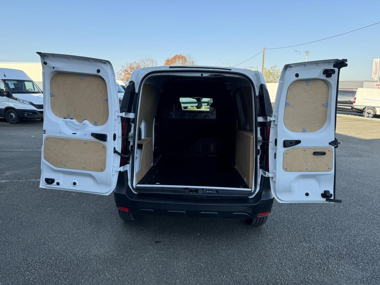 RENAULT EXPRESS 1.5 DCI 75CH CONFORT - 패널 밴 : 사진 3 RENAULT EXPRESS 1.5 DCI 75CH CONFORT - 패널 밴 : 사진 3