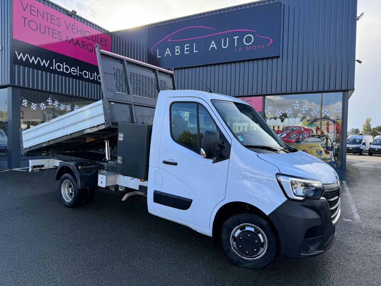 RENAULT MASTER 3T5 BENNE COFFRE RJ 2.3 DCI 145CH PROPULSION - 덤프 밴 : 사진 1 RENAULT MASTER 3T5 BENNE COFFRE RJ 2.3 DCI 145CH PROPULSION - 덤프 밴 : 사진 1