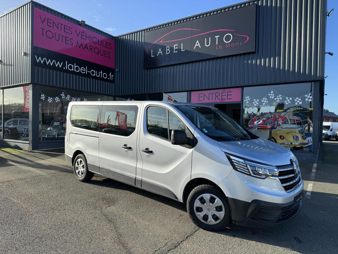 RENAULT Trafic L2 2.0 Energy dCi - 150 - S&S III COMBI Combi Zen L2H1 PHASE 3 - 기타 기계 : 사진 3 RENAULT Trafic L2 2.0 Energy dCi - 150 - S&S III COMBI Combi Zen L2H1 PHASE 3 - 기타 기계 : 사진 3