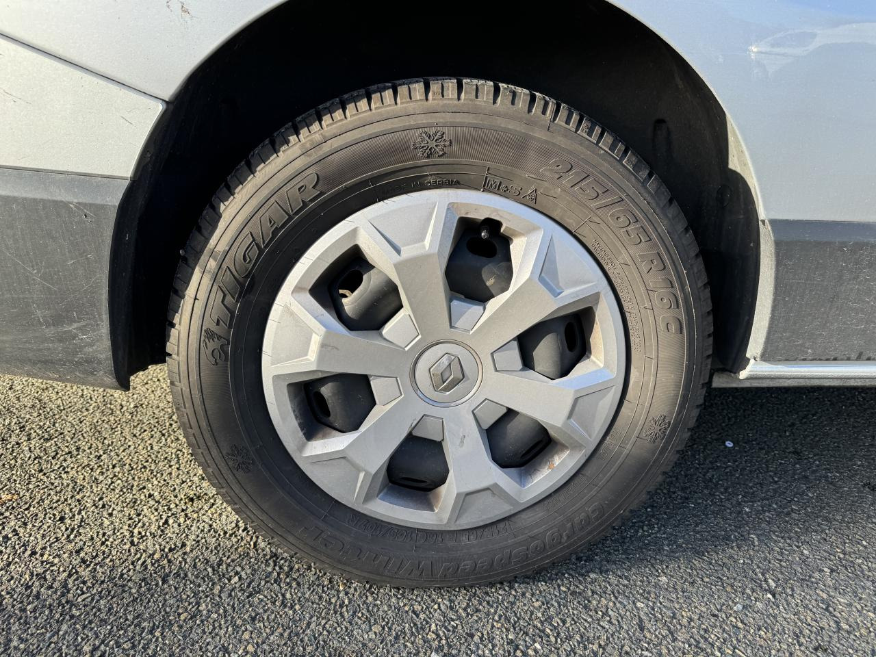 콤비 밴 RENAULT Trafic L2 2.0 Energy dCi - 150 - S&S III COMBI Combi Zen L2H1 PHASE 3 : 사진 10 콤비 밴 RENAULT Trafic L2 2.0 Energy dCi - 150 - S&S III COMBI Combi Zen L2H1 PHASE 3 : 사진 10