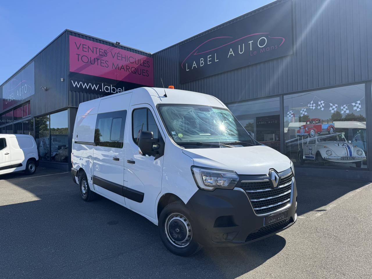 Renault Master 7 PLACES Confort F3300 L2H2 2.3 dCi - 135 III CABINE APPROFONDIE Cabine approfondie L2H2 Tra - 콤비 밴 : 사진 2 Renault Master 7 PLACES Confort F3300 L2H2 2.3 dCi - 135 III CABINE APPROFONDIE Cabine approfondie L2H2 Tra - 콤비 밴 : 사진 2