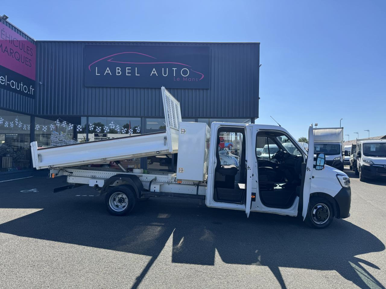 Renault Master RENAULT 3T5 BENNE + COFFRE RJ DOUBLE CABINE 6 PL 2.3 DCI 130 CH CONFORT + GPS + REGUL + CLIM - 덤프 밴 : 사진 1 Renault Master RENAULT 3T5 BENNE + COFFRE RJ DOUBLE CABINE 6 PL 2.3 DCI 130 CH CONFORT + GPS + REGUL + CLIM - 덤프 밴 : 사진 1