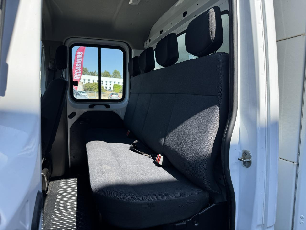 Renault Master RENAULT 3T5 BENNE + COFFRE RJ DOUBLE CABINE 6 PL 2.3 DCI 130 CH CONFORT + GPS + REGUL + CLIM - 덤프 밴 : 사진 4 Renault Master RENAULT 3T5 BENNE + COFFRE RJ DOUBLE CABINE 6 PL 2.3 DCI 130 CH CONFORT + GPS + REGUL + CLIM - 덤프 밴 : 사진 4