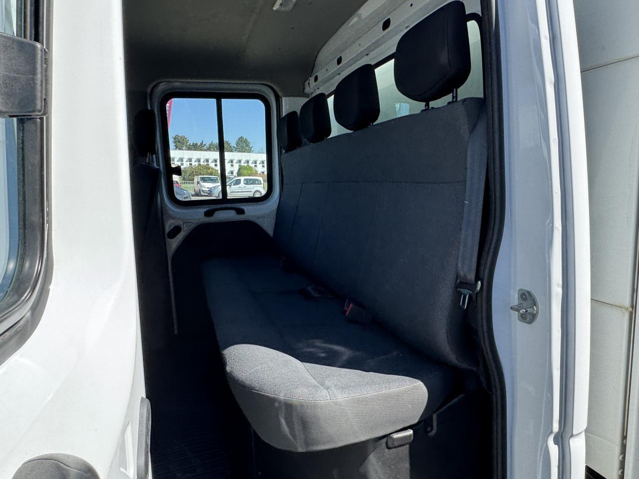 Renault Master RENAULT 3T5 BENNE + COFFRE RJ DOUBLE CABINE 6 PL 2.3 DCI 130 CH CONFORT + GPS + REGUL + CLIM - 덤프 밴 : 사진 5 Renault Master RENAULT 3T5 BENNE + COFFRE RJ DOUBLE CABINE 6 PL 2.3 DCI 130 CH CONFORT + GPS + REGUL + CLIM - 덤프 밴 : 사진 5