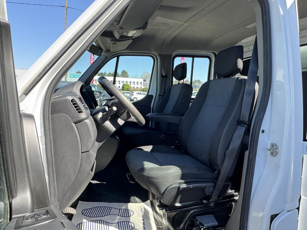 Renault Master RENAULT 3T5 BENNE + COFFRE RJ DOUBLE CABINE 6 PL 2.3 DCI 130 CH CONFORT + GPS + REGUL + CLIM - 덤프 밴 : 사진 4 Renault Master RENAULT 3T5 BENNE + COFFRE RJ DOUBLE CABINE 6 PL 2.3 DCI 130 CH CONFORT + GPS + REGUL + CLIM - 덤프 밴 : 사진 4