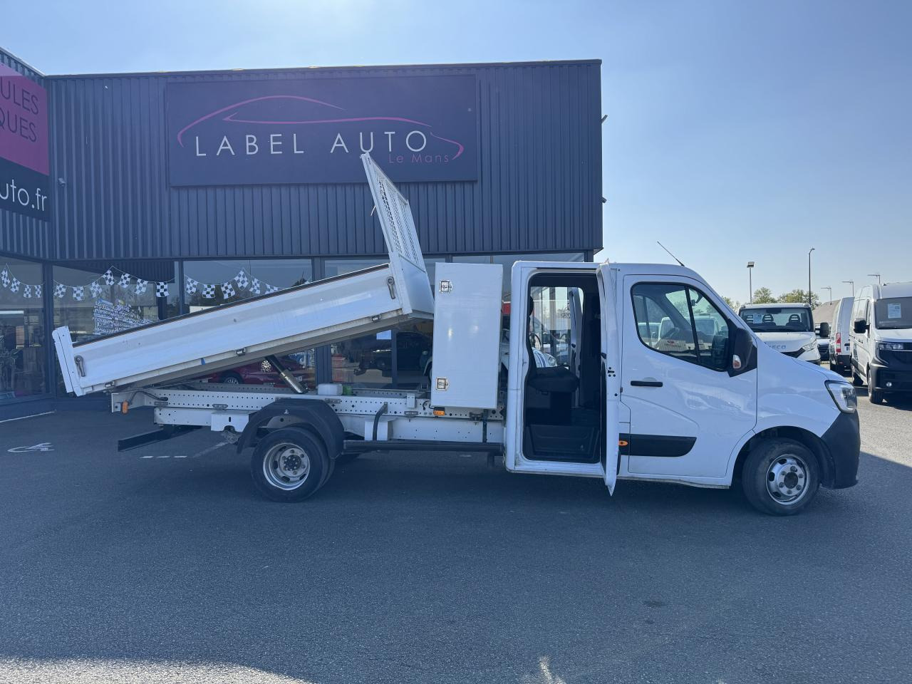 Renault Master combi RENAULT 3T5 BENNE + COFFRE RJ DOUBLE CABINE 6 PL 2.3 DCI 130 CH CONFORT + GPS + REGUL + CLIM - 덤프 밴 : 사진 1 Renault Master combi RENAULT 3T5 BENNE + COFFRE RJ DOUBLE CABINE 6 PL 2.3 DCI 130 CH CONFORT + GPS + REGUL + CLIM - 덤프 밴 : 사진 1
