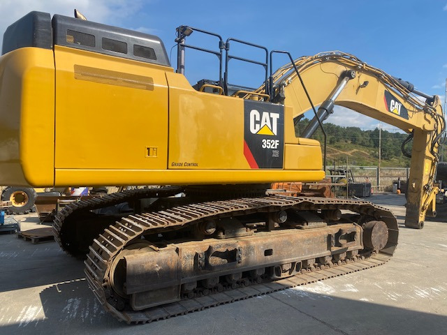 CATERPILLAR 352F XE - 크롤러 굴삭기 : 사진 4 CATERPILLAR 352F XE - 크롤러 굴삭기 : 사진 4